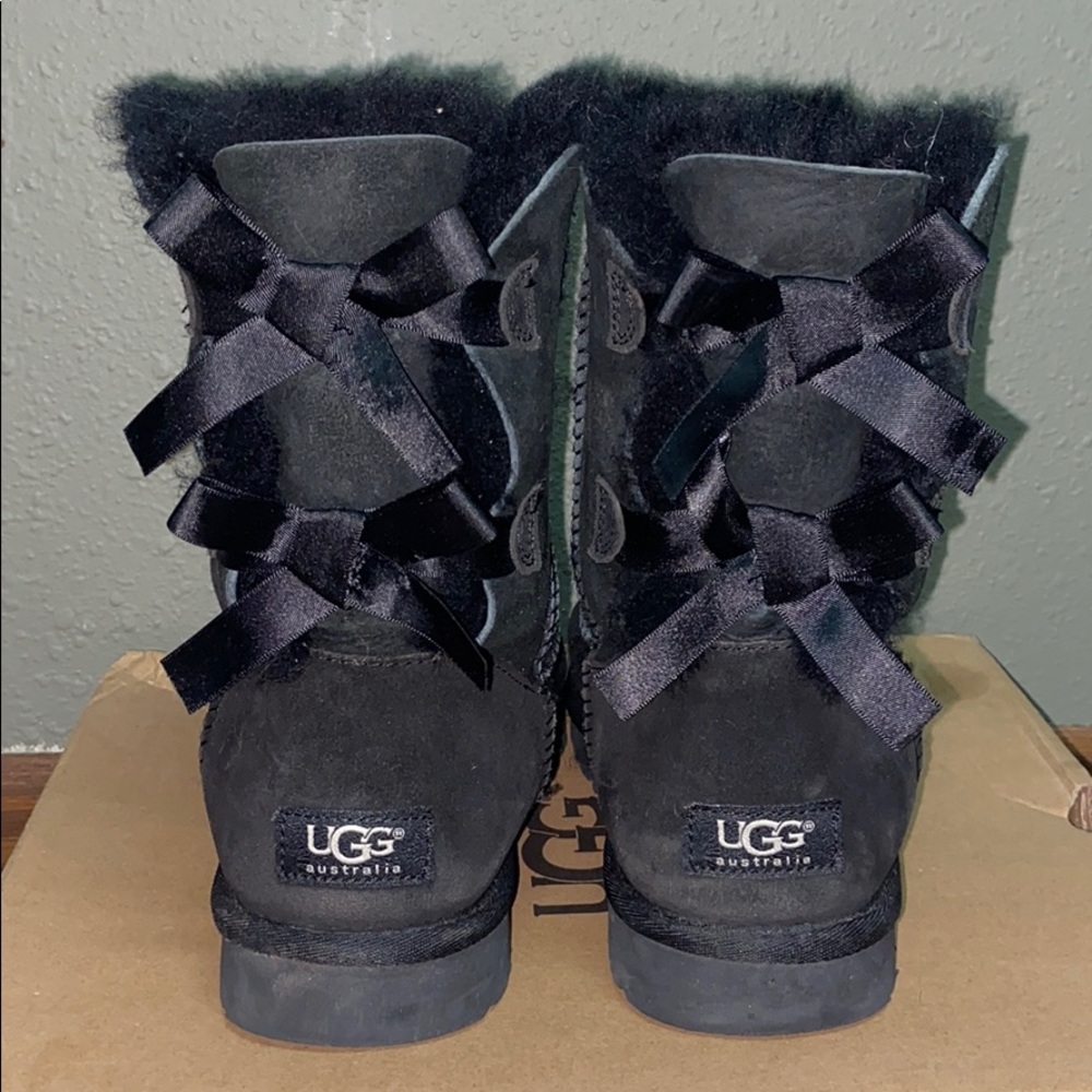 Women’s Bailey Bow Uggs